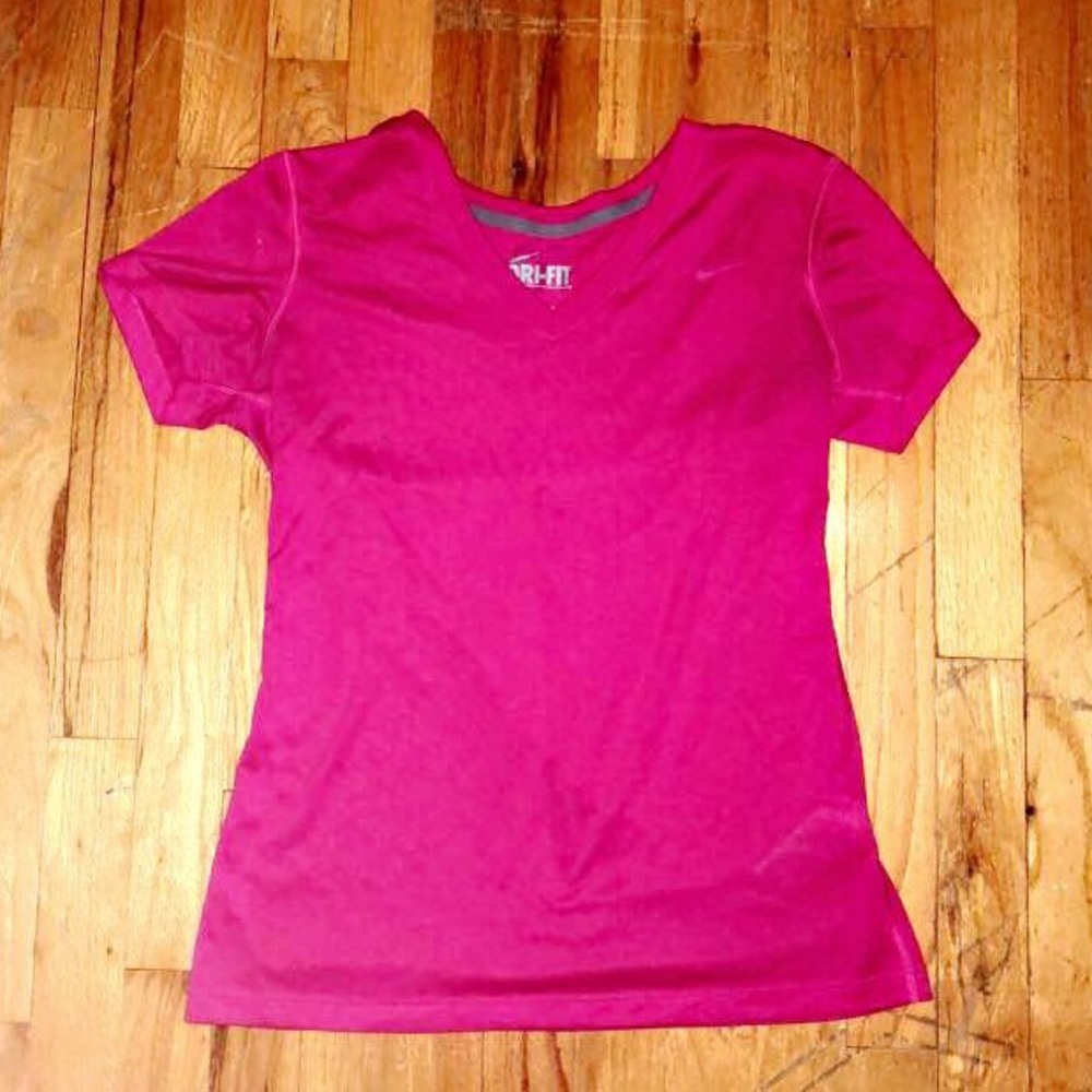 Nike athletic tee